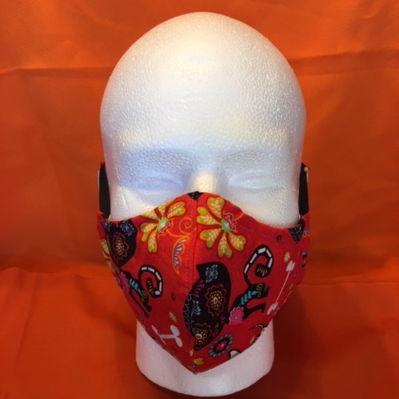 Mask - Picture 1 of 6